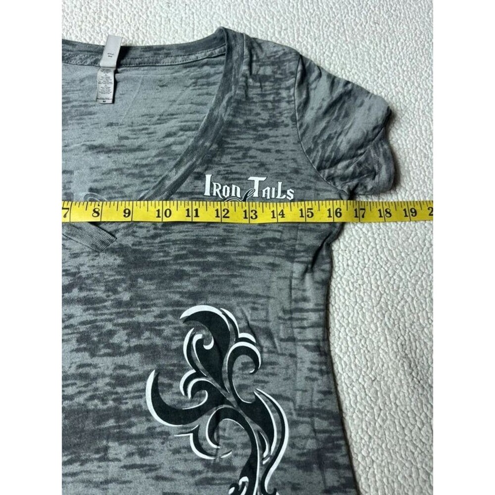 Next Level Iron Tails Saloon Grey & Black Graphic Shirt Womens Medium - Picture 6 of 7